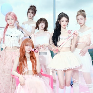 STAYC Products | Ktown4u