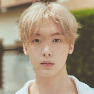 YOON SAN-HA 商品 | Ktown4u