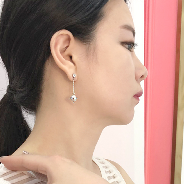 [RITA MONICA] La Perla Petite Drop Earrings