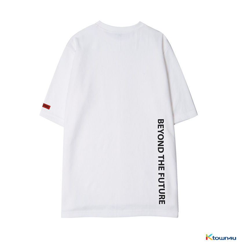 [TEEAZ] BEYOND LETTERING LAYERED 1/2 ROUND TEE_WHITE