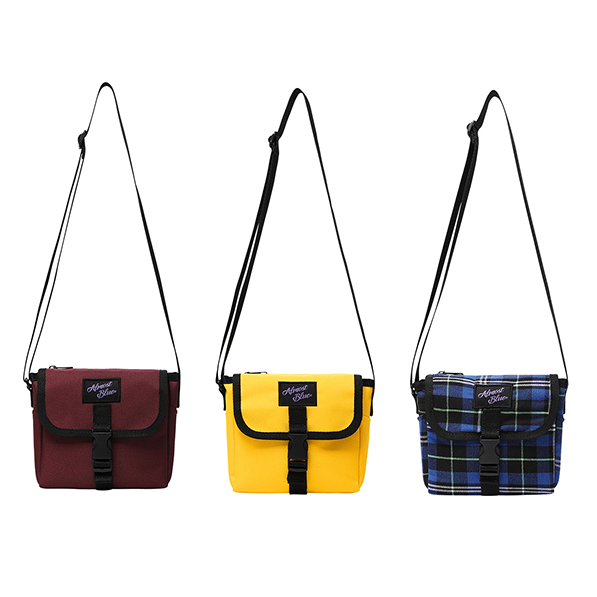 jp.ktown4u.com : Signature Logo Pocket Mini Bag [3colors]