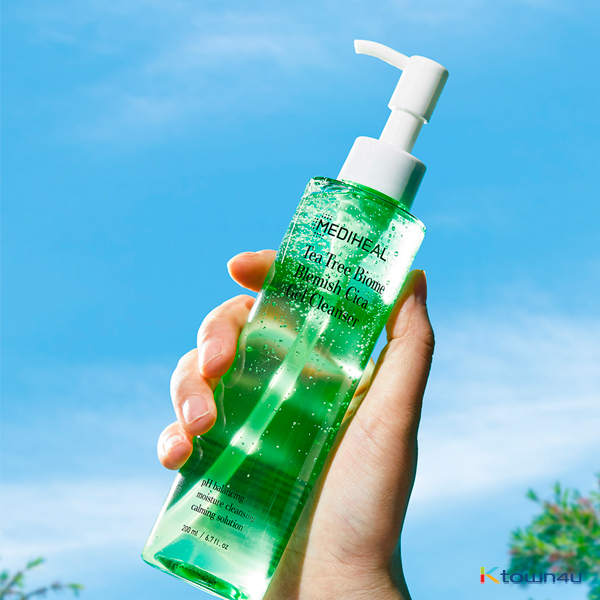 Tea Tree Biome Blemish Cica Gel Cleanser