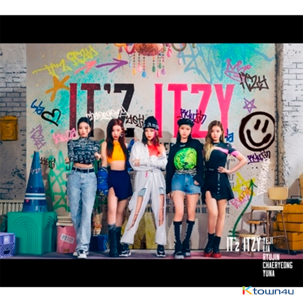 ITZY - Album [It'z Itzy] (CD+Photobook) (Limited Edition A) (CD) (Japanese Version) (*Order can be canceled cause of early out of stock)