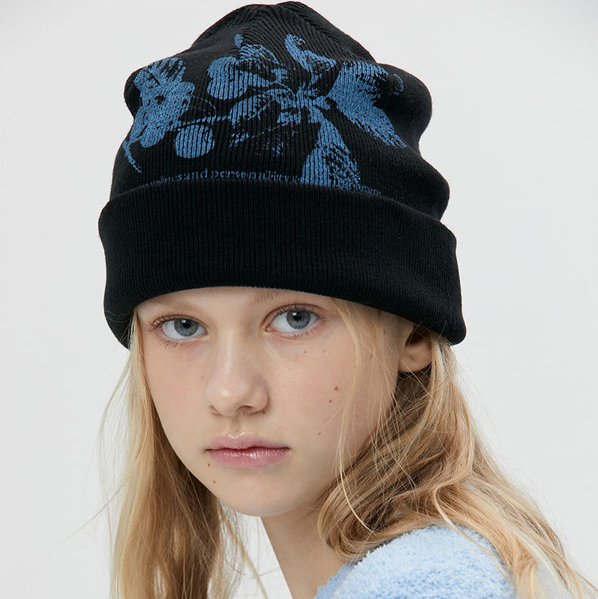 Cherry Graphic Beanie [BKA][1]