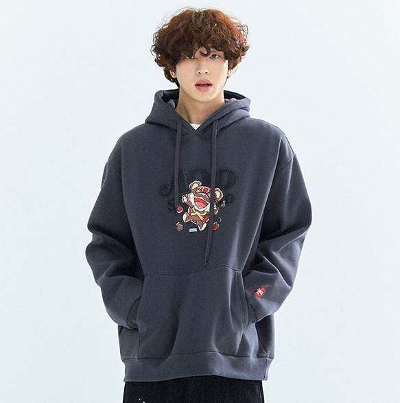 AQO STUDIO/LOL コラボ★即発送★AQO 4BOKSIL SWEATSHIRTS起毛 AQO STUDIO/LOL コラボ☆即発送☆AQO 4BOKSIL SWEATSHIRTS起毛