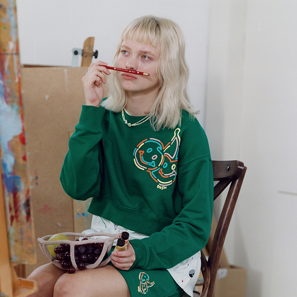 DOOLE CHERRY SPREAD CROP SWEAT [GRA][1]