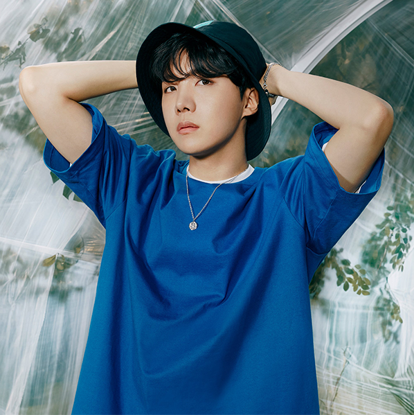 (BTS GIFT-PHOTO L-HOLDER 8P SET+PHOTO CATALOG 1P) BTS PROJECT7 BUCKET HAT [BLK][058]