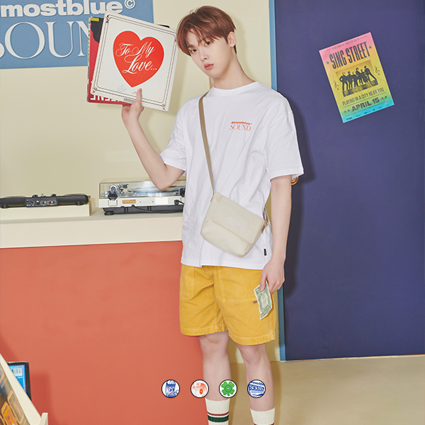 (ASTRO尹产贺)(内封赠品-小卡+卡套套装-5套中随机1套) SOUND GRAPHIC 短袖 [4TYPES]