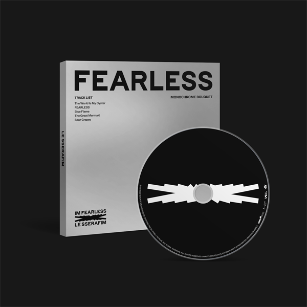 LE SSERAFIM - 1st Mini Album [FEARLESS] (Monochrome Bouquet Ver.)