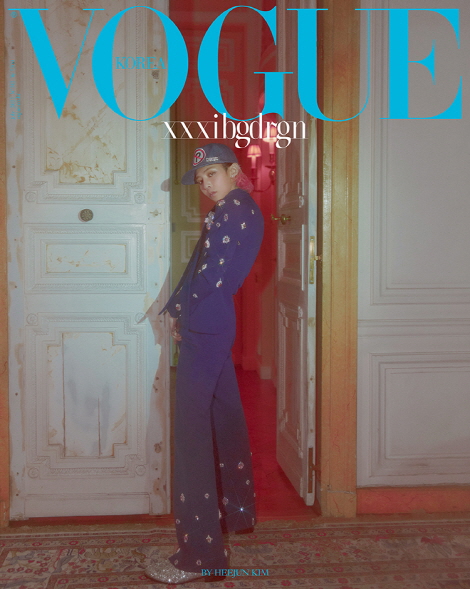 [@BBEVERYTHINGBR] VOGUE 2022.07 D TYPE (Cover : G-DRAGON / Content : G-DRAGON 16p, CHA EUNWOO 11p)