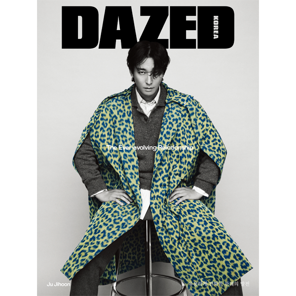 [全款] Dazed & Confused Korea 2022.07 (内页 : LE SSERAFIM 30p) *封面3种中随机1种_宮脇咲良SAKURA_樱绽