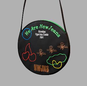 ktown4u.com : NewJeans - [NewJeans 1st EP 'New Jeans' Bag