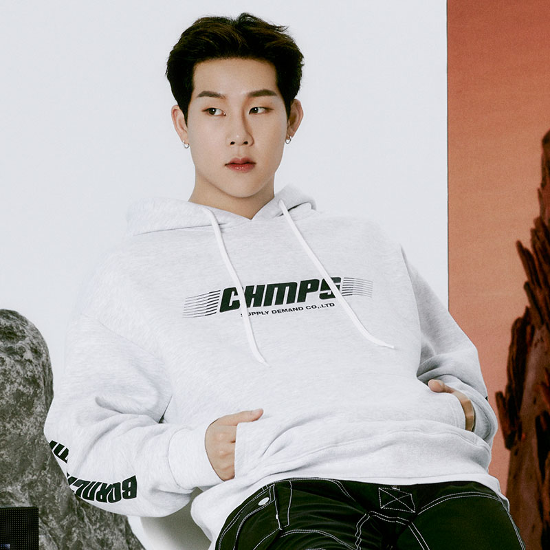 (MONSTA X JOOHONEY)(Gift-3Photo Cards Set) Chmps Italic Hoodie [Light Gray]