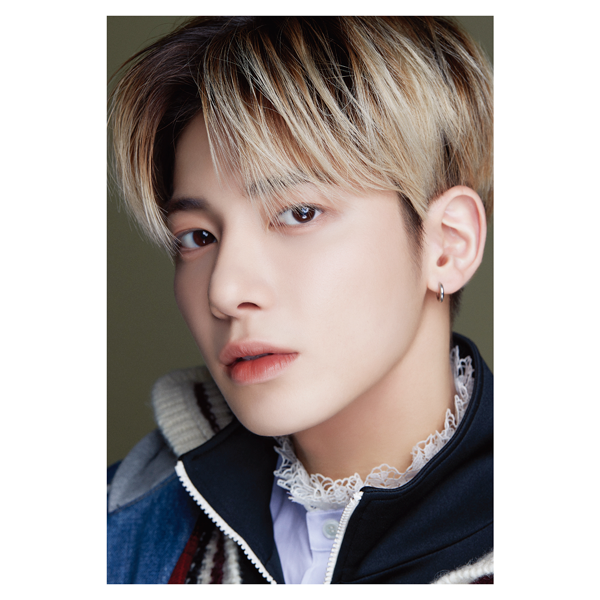 ktown4u.com : DICON D'FESTA TXT (TAEHYUN)