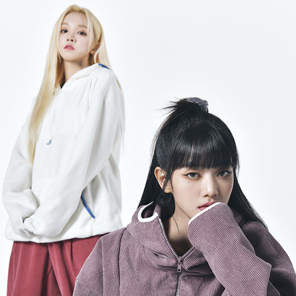 ((G)I-DLE MINNIE YUQI) Amber Fleece Barclava Hooded [Ivory]