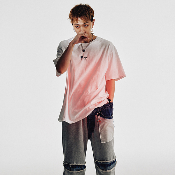 [ULKIN] iKonic Smile T-shirt [White]