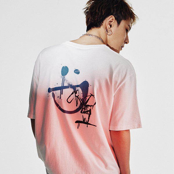 [ULKIN] iKonic Smile T-shirt [White]
