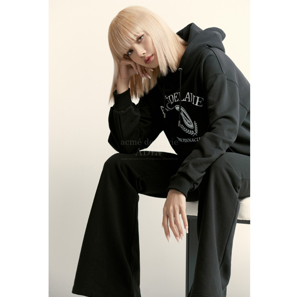 [ADLV] (LISA Random 1 Out of 5 Gifts) Laurel A Logo Emblem Boots Cut Sweat Pants [Black]