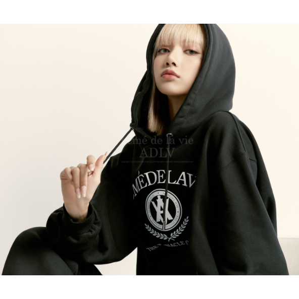 (LISA Random 1 Out of 5 Gifts) Laurel A Logo Emblem Hoodie [Black]