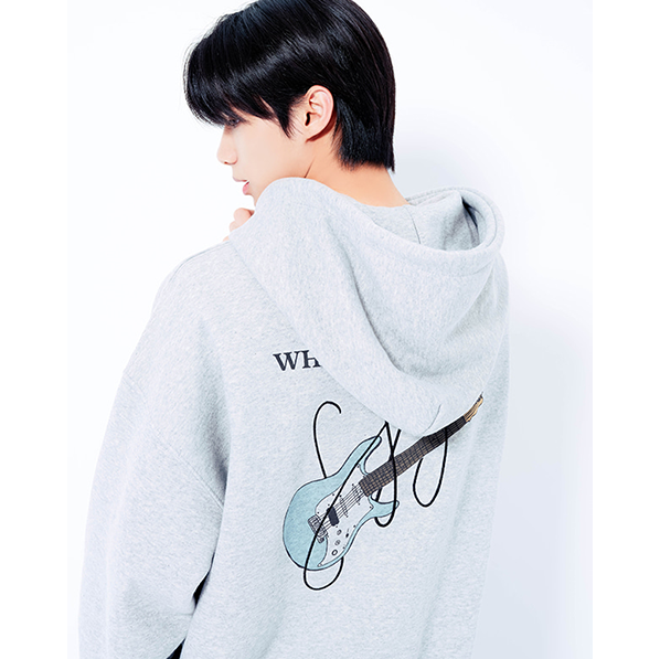 [全款] [WRG] (DKZ Kyoung Yoon Photocards Gift Set) Yoon Guitar Over Lap Hoodie_BewithTiger_李庚润