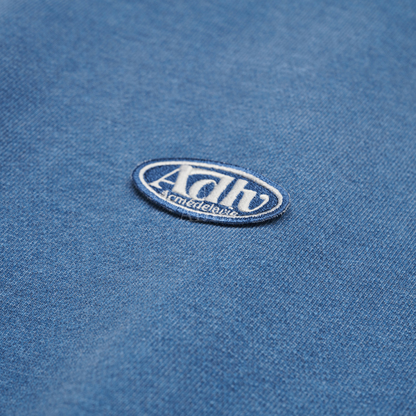 ktown4u.com : (LISA Gift) ADLV Circle Wappen Crop Sweat Shirt