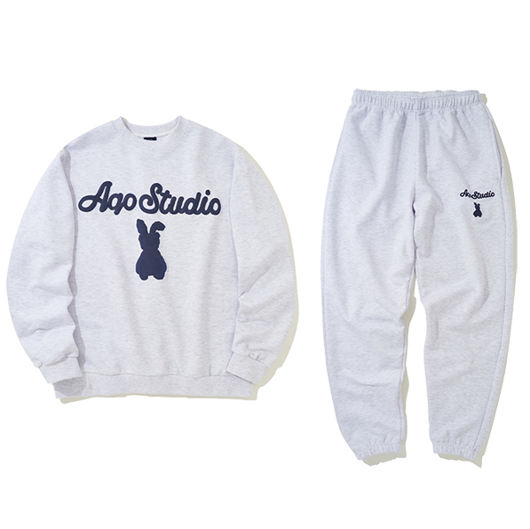 ktown4u.com : (KIHYUN 2Gifts) Bunny Bear Sweatshirts Set-up