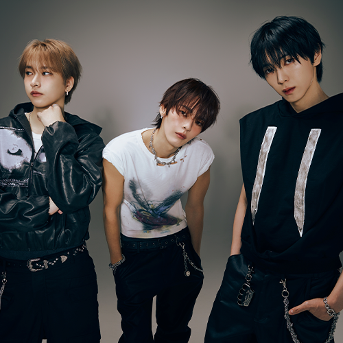 [COEX POPUP STORE]  큐큐큐 (QQQ) - 미니앨범 1집 [QtoresQ]