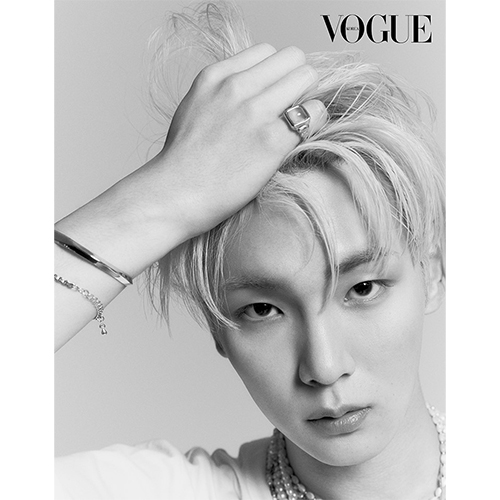 [全款] VOGUE 2021.10 (内页 : SHINee KEY 12页)_KeysNote笔记站