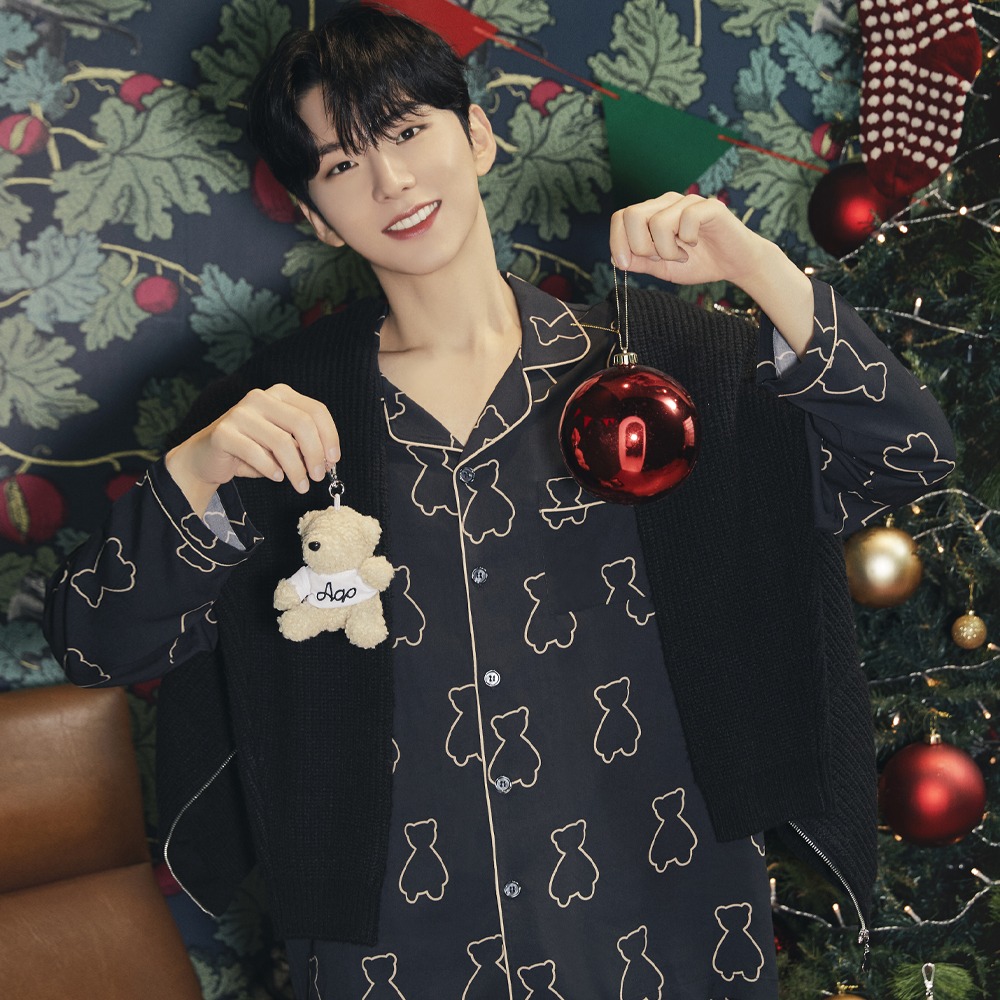 [全款][AQO STUDIOSPACE] (MONSTA X KIHYUN)(Gift Set-PhotoCards3p+4LifeCuts1p) Bear Holiday Pajama Set [2colors]_KiYoo_刘基贤中文首站