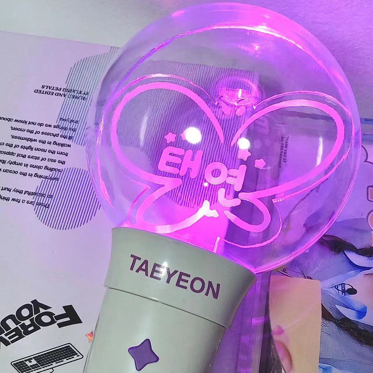 [全款 蝴蝶手灯应援棒特典专 4个版本任选 第二批(截止至23.12.03 早8点)] TAEYEON - The 5th Mini Album [To. X] _金泰妍吧