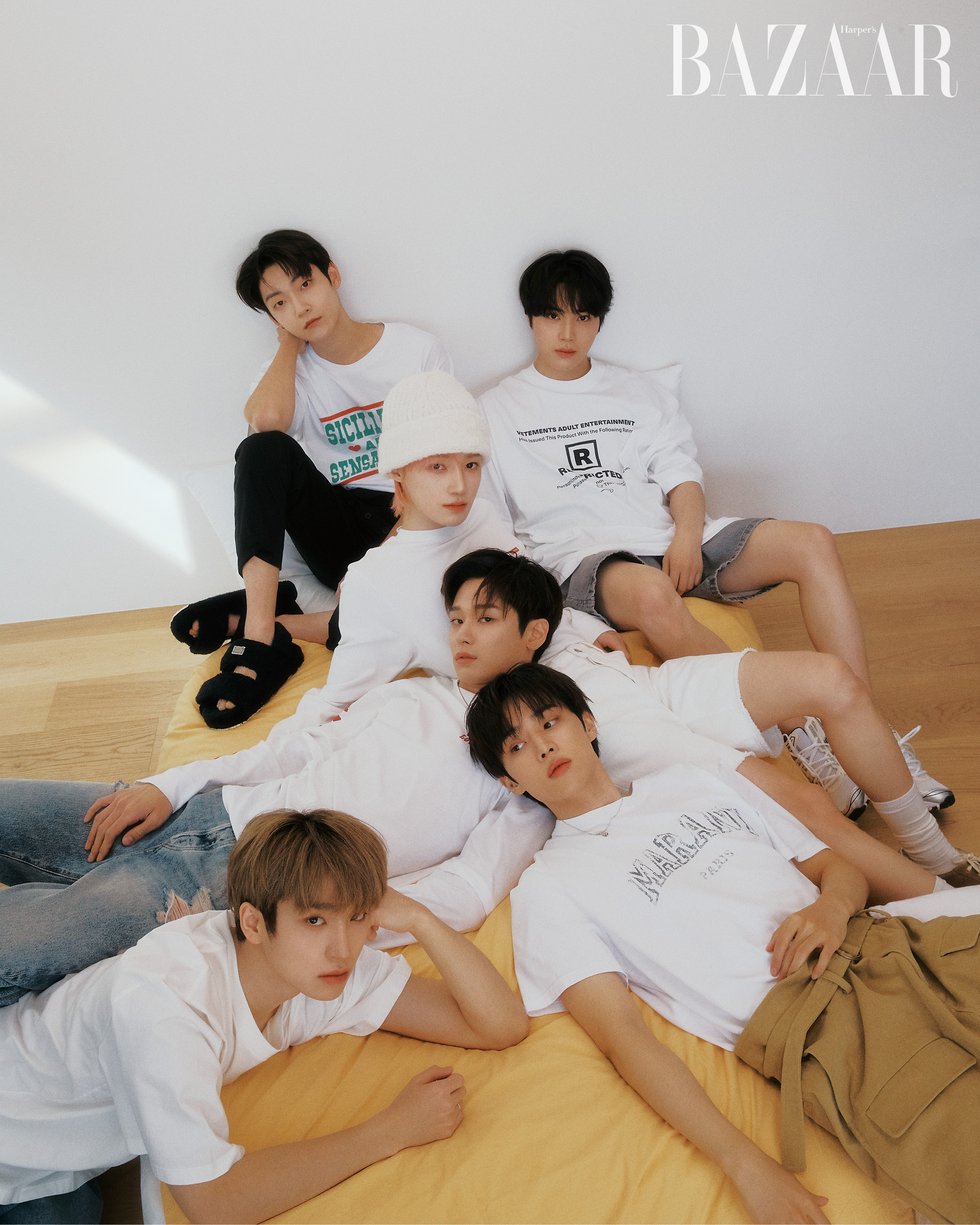 ktown4u.com : HARPER'S BAZAAR 2023.03 C TYPE (Cover : IU / Content